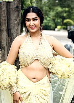 Farnaz Shetty